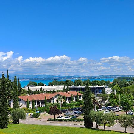 Ossidiana Apartment - Vista Lago - Centrico Sirmione Luaran gambar
