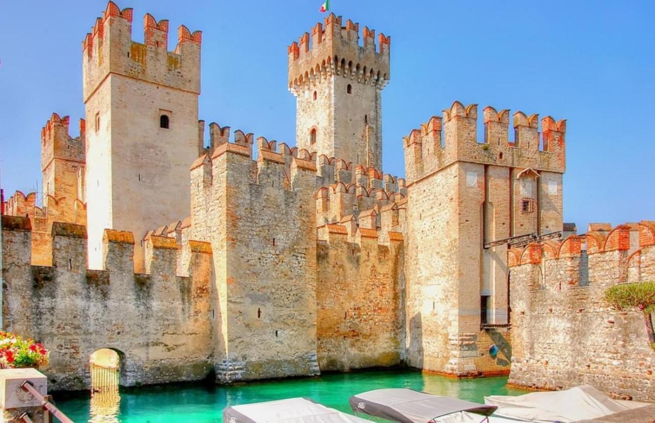 Ossidiana Apartment - Vista Lago - Centrico Sirmione Luaran gambar