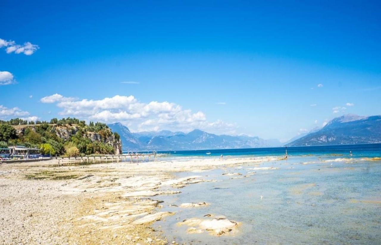 Ossidiana Apartment - Vista Lago - Centrico Sirmione Luaran gambar